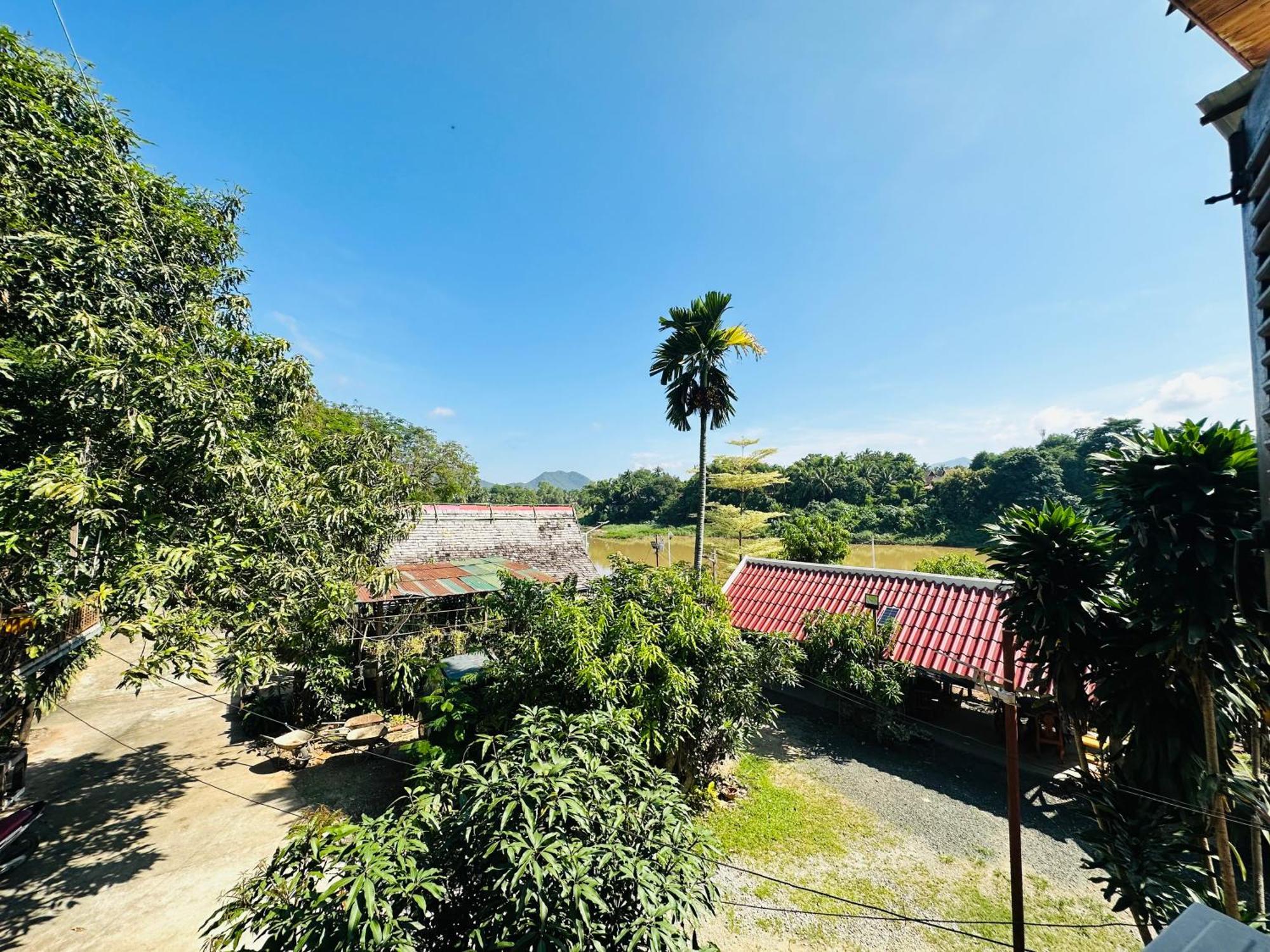 Kingkham Riverside Hotel Luang Prabang Bagian luar foto