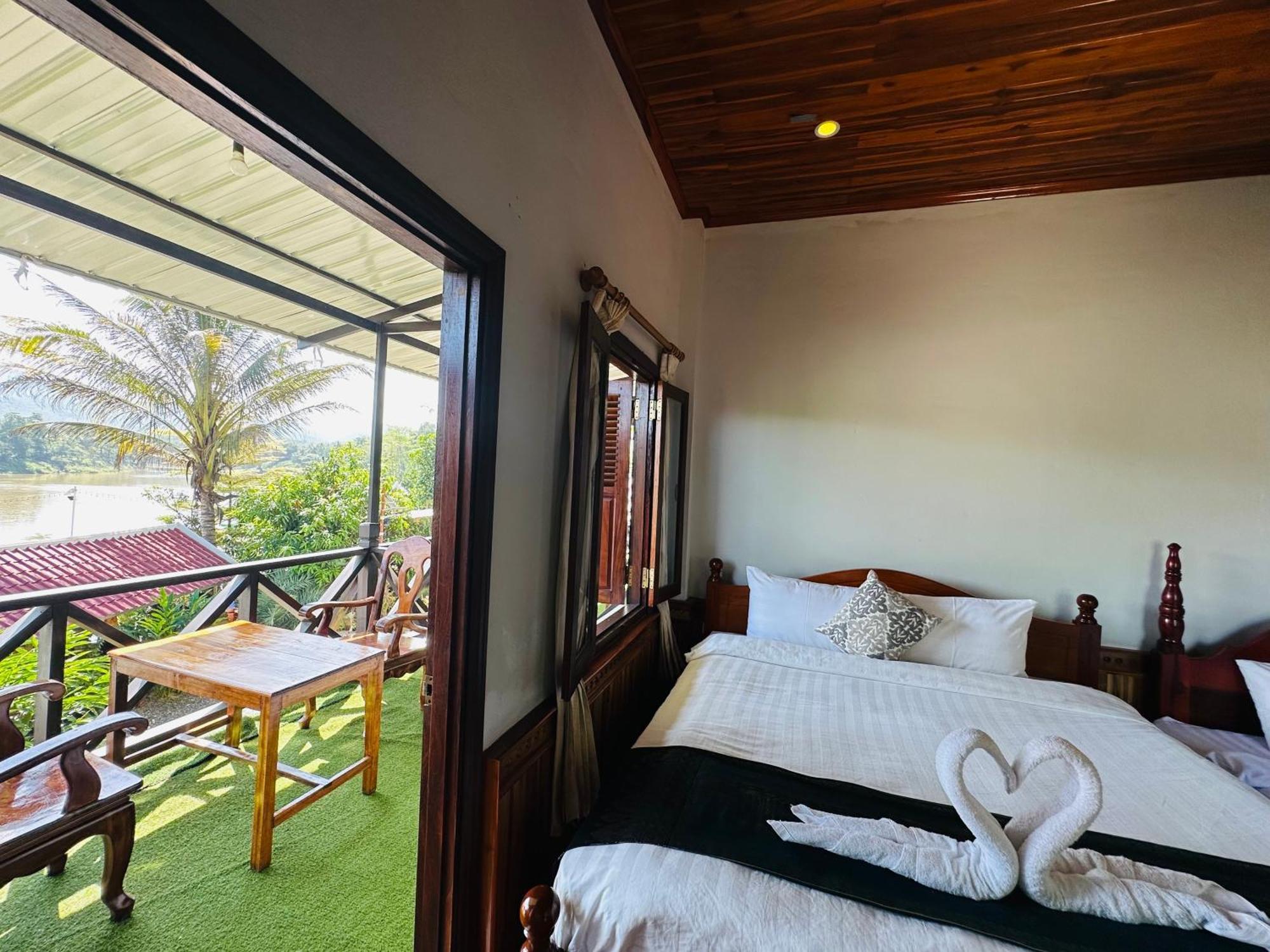 Kingkham Riverside Hotel Luang Prabang Bagian luar foto