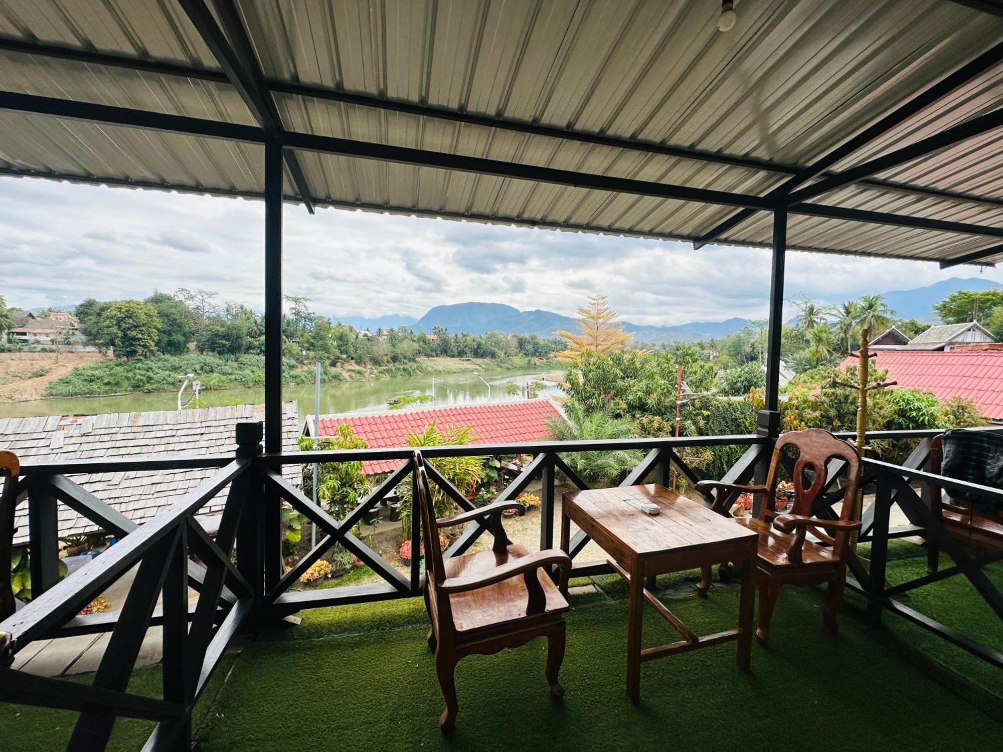 Kingkham Riverside Hotel Luang Prabang Bagian luar foto