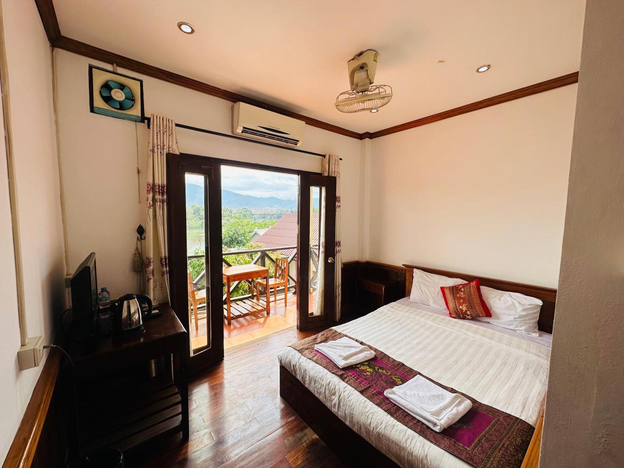Kingkham Riverside Hotel Luang Prabang Bagian luar foto